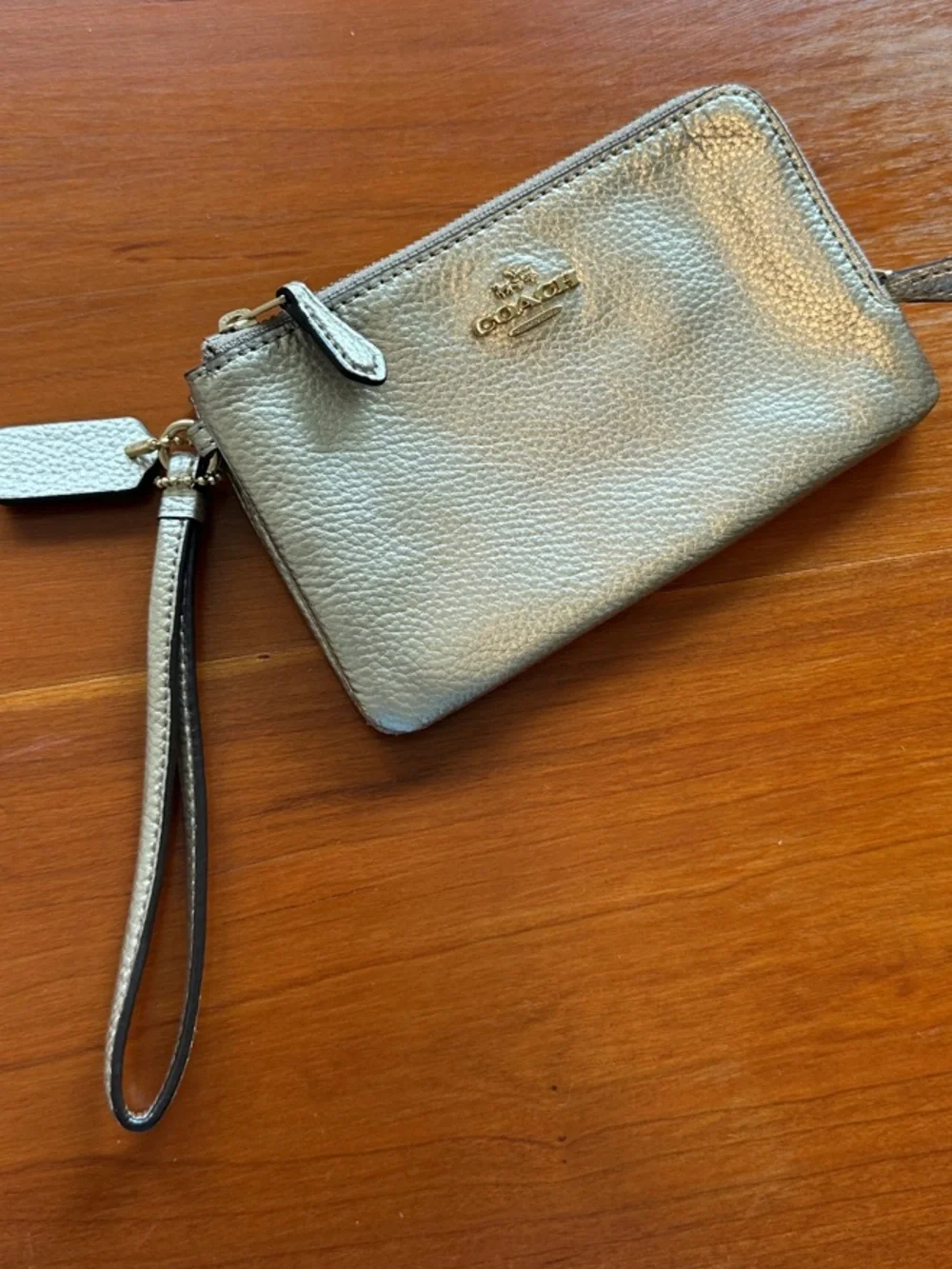 NWOT Coach Double Corner Zip Metallic Gold Leather Wristlet